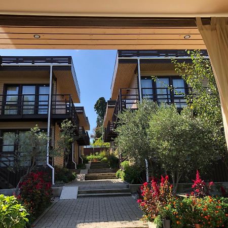 Отель Eco Village New Athos Экстерьер фото